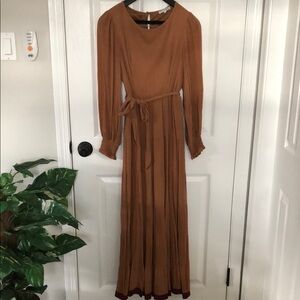Elegant Brown Long Sleeve Dress
